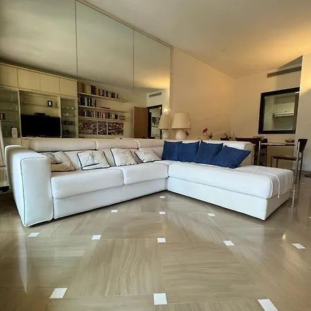 Monaco, Elegant & Quiet Renovated Apartment, In Fontvieille District, With Terrace & Pool, 15Min Walk To F1 Grand Prix Apartment Monte Carlo