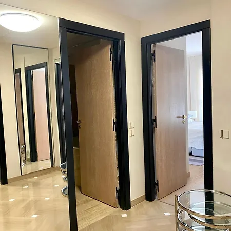 Monaco, Elegant & Quiet Renovated Apartment, In Fontvieille District, With Terrace & Pool, 15Min Walk To F1 Grand Prix Apartment